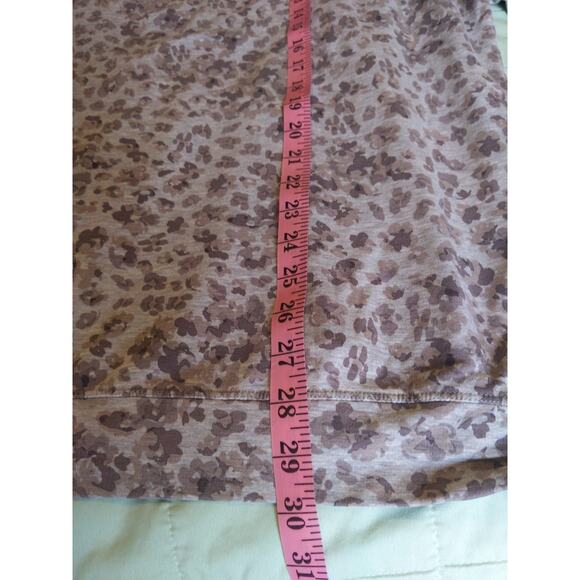 ATHLETA Women's Leopard Print Long Sleeve Top Size LP Tencel Blend Athleisure - Picture 7 of 7